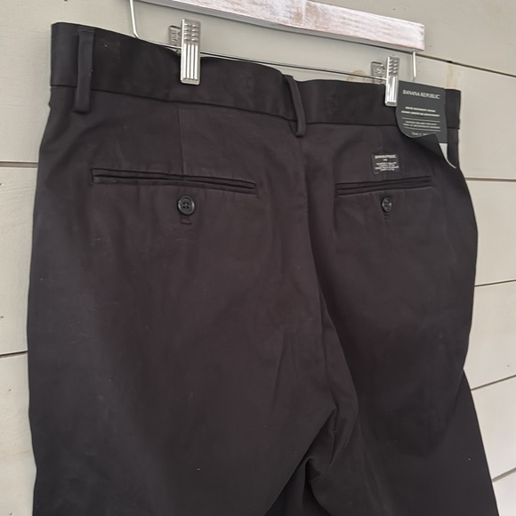 Banana Republic Dawson Rapid Movement Chino Pants - Picture 4 of 8